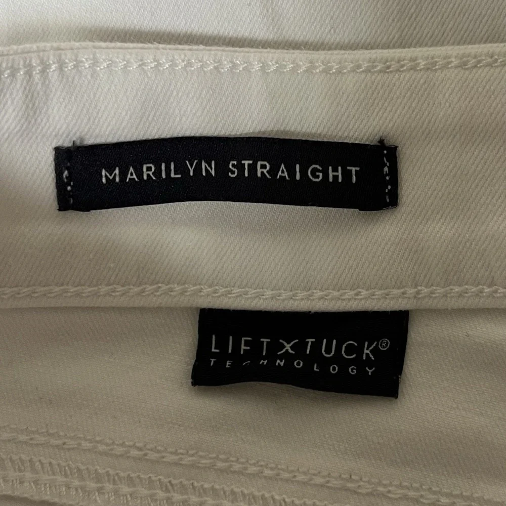 NYDJ Jeans Womens 8 White Marilyn Straight Crop‎ Lift Tuck Technology Coastal